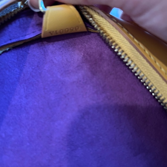 Authentic Louis Vuitton Vintage Epi Mabillon Backpack - Picture 7 of 7